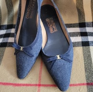 SALVATORE FERRAGAMO DENIM BALLET FLATS  BOW CLASSY